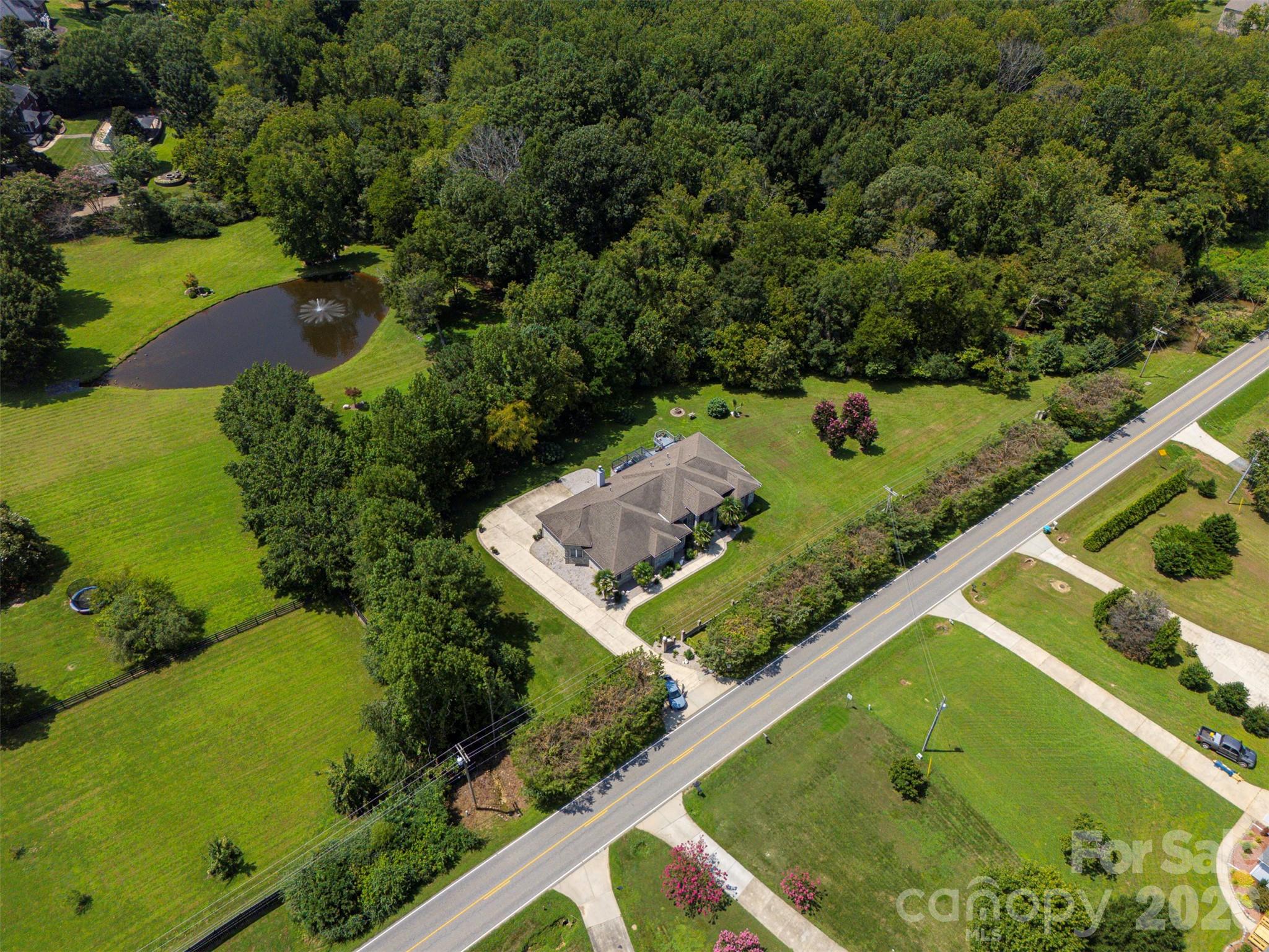 9535 Potter Road Matthews NC 28104