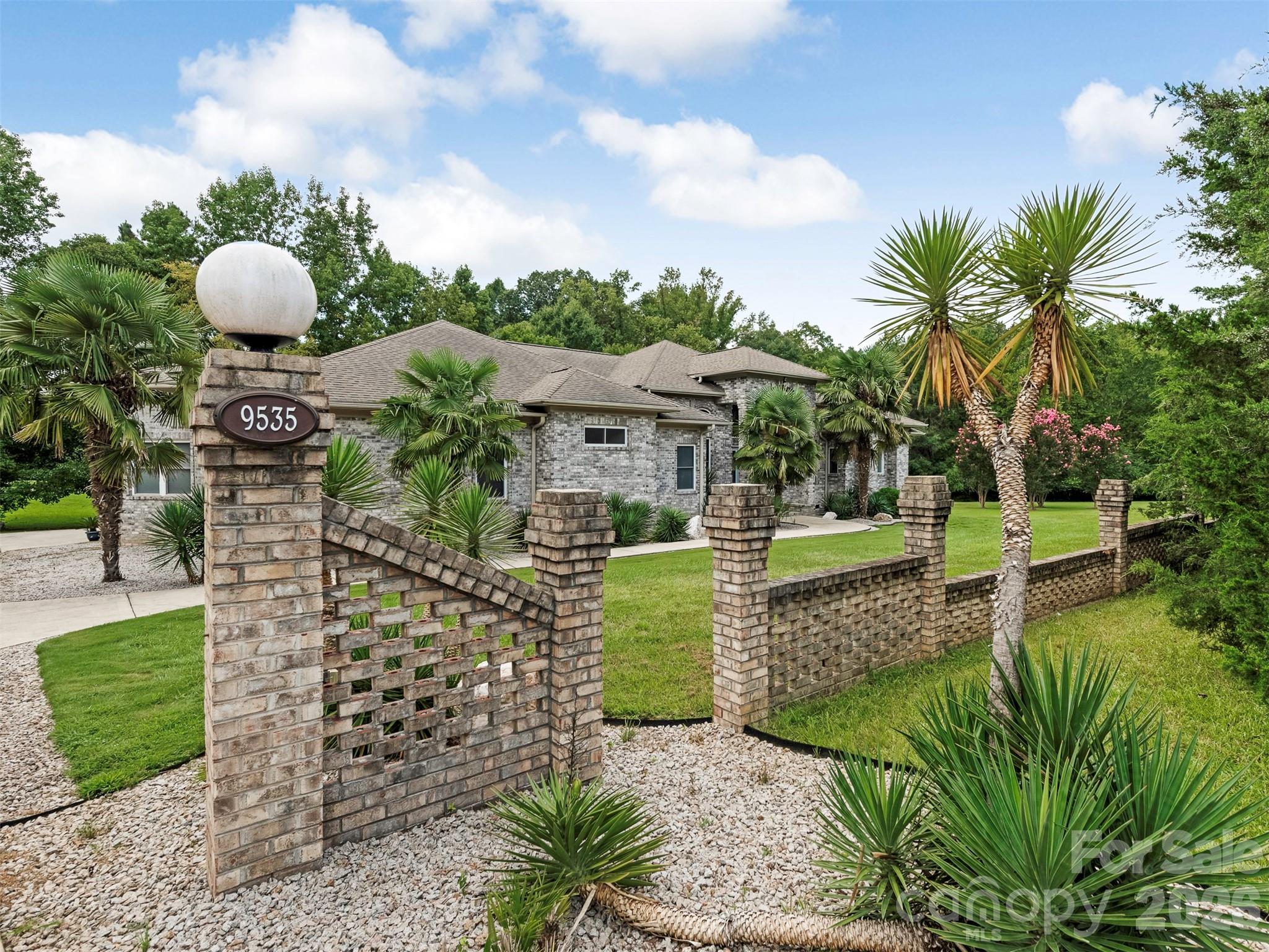 9535 Potter Road Matthews NC 28104