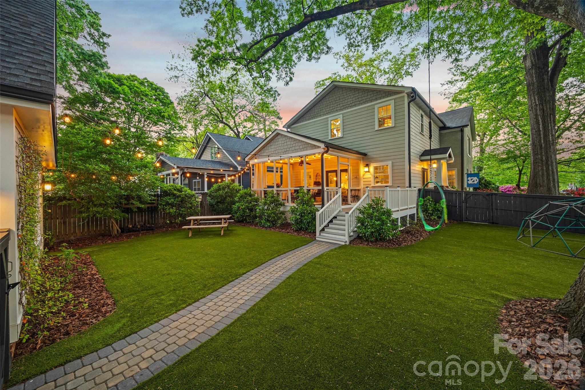 2240 Bay Street Charlotte NC 28205