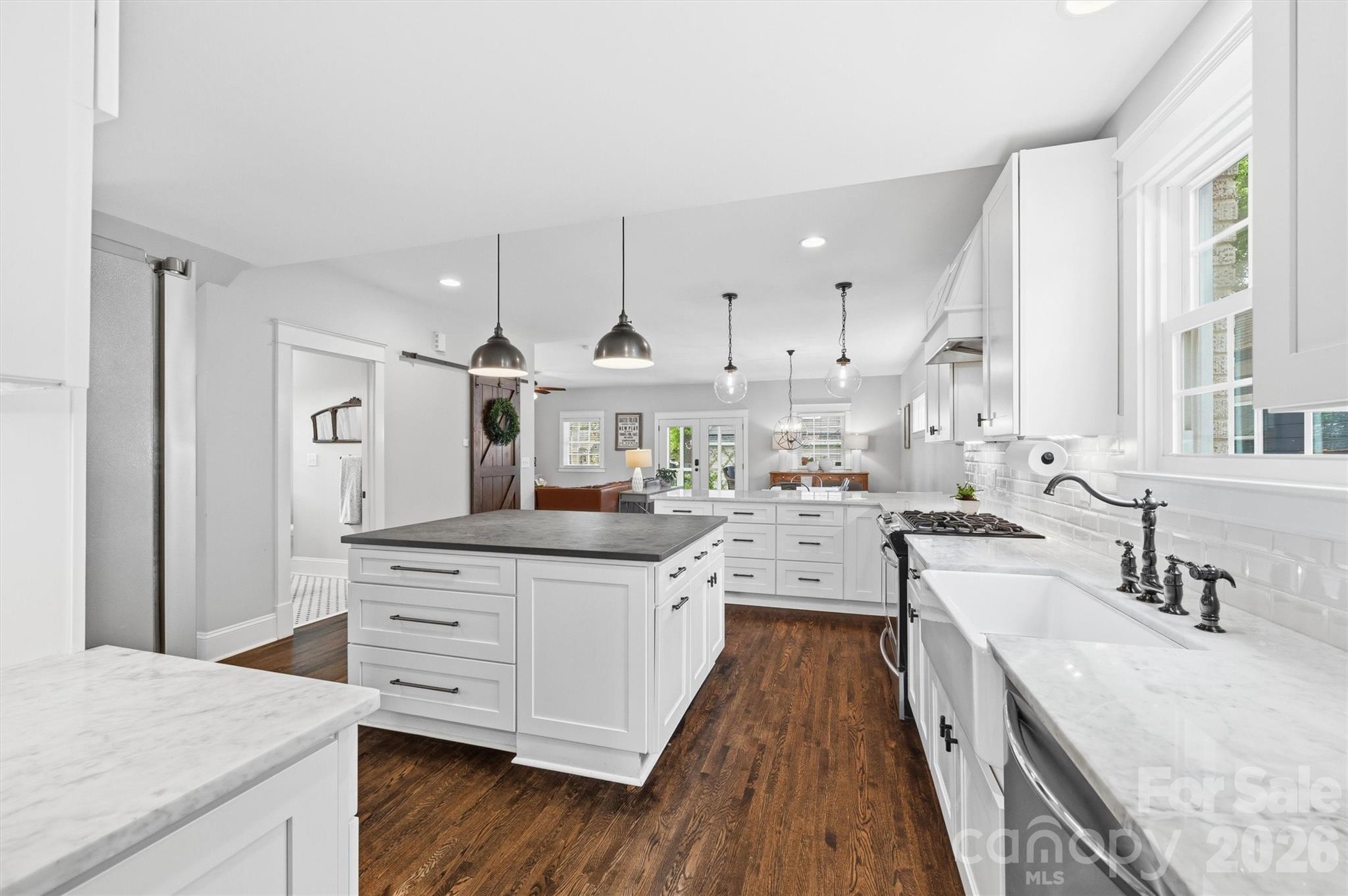 2240 Bay Street Charlotte NC 28205