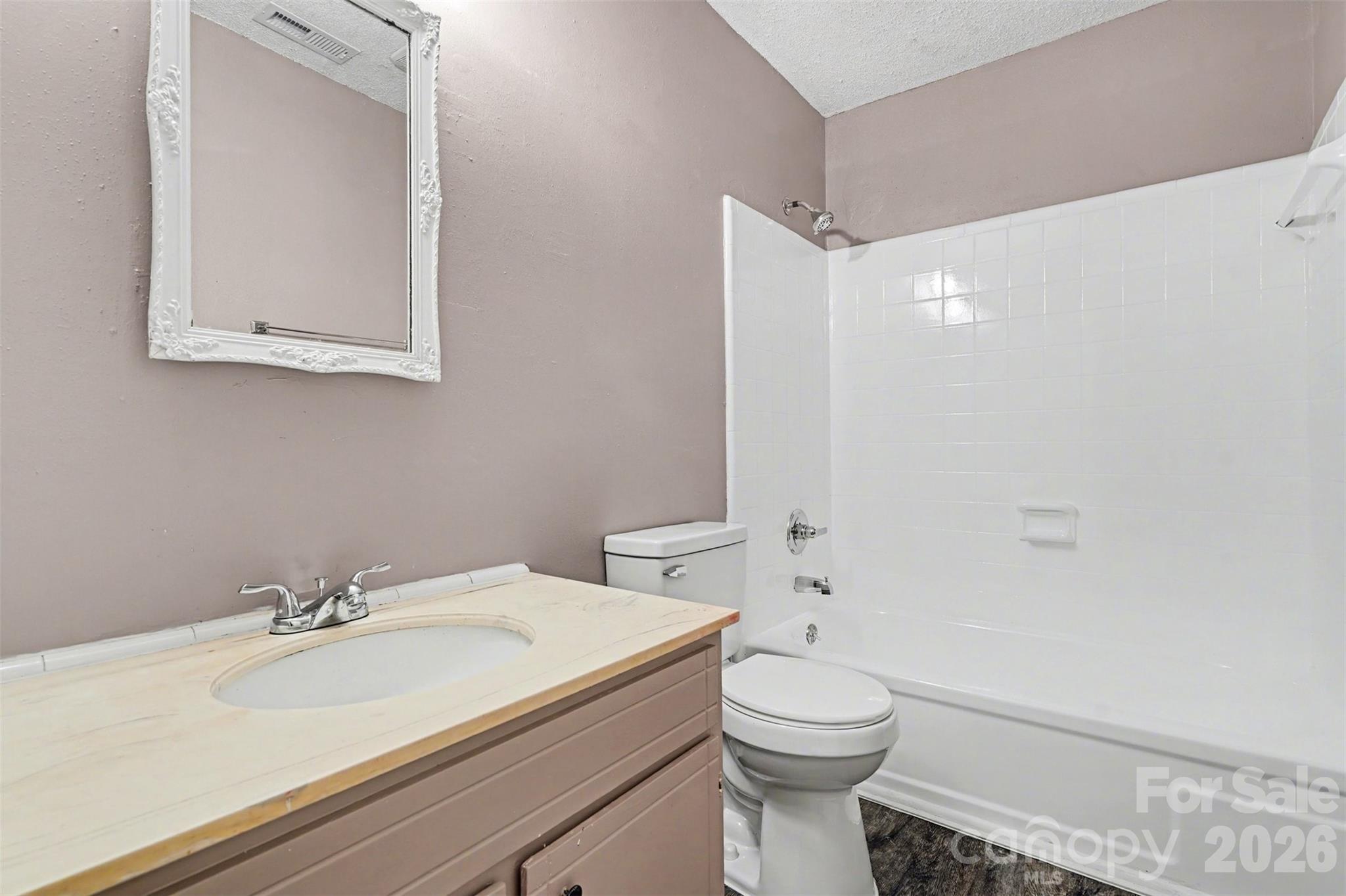 6107 Bent Tree Court Charlotte NC 28212