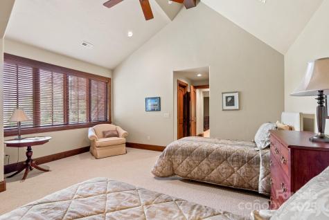 577 Walnut Valley Parkway Arden NC 28704