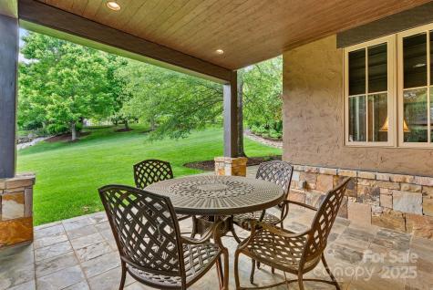 577 Walnut Valley Parkway Arden NC 28704