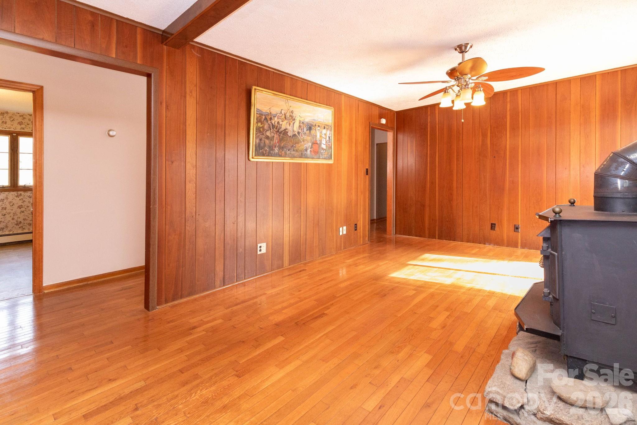 586 Justice Ridge Road Candler NC 28715