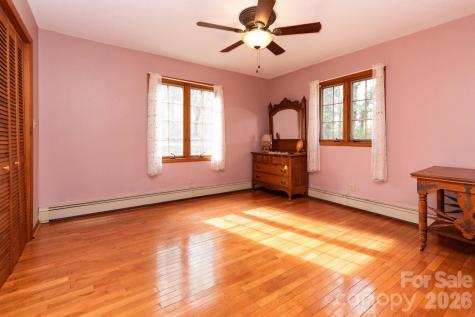 586 Justice Ridge Road Candler NC 28715