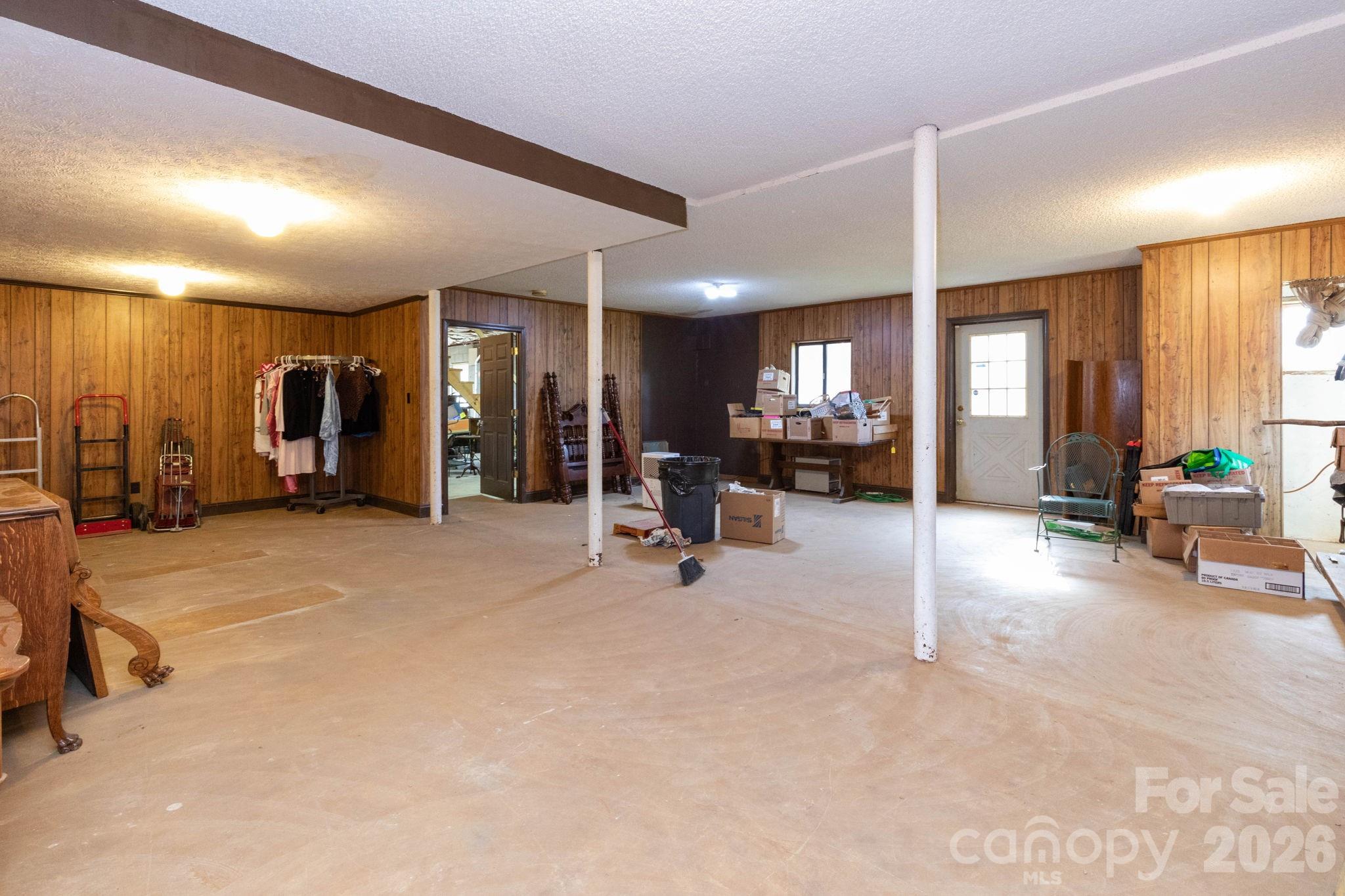 586 Justice Ridge Road Candler NC 28715