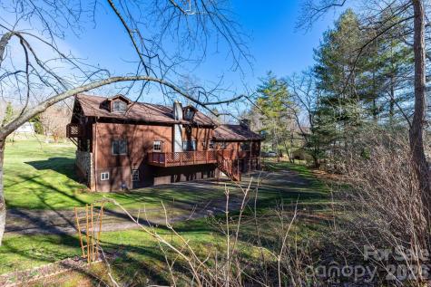 586 Justice Ridge Road Candler NC 28715