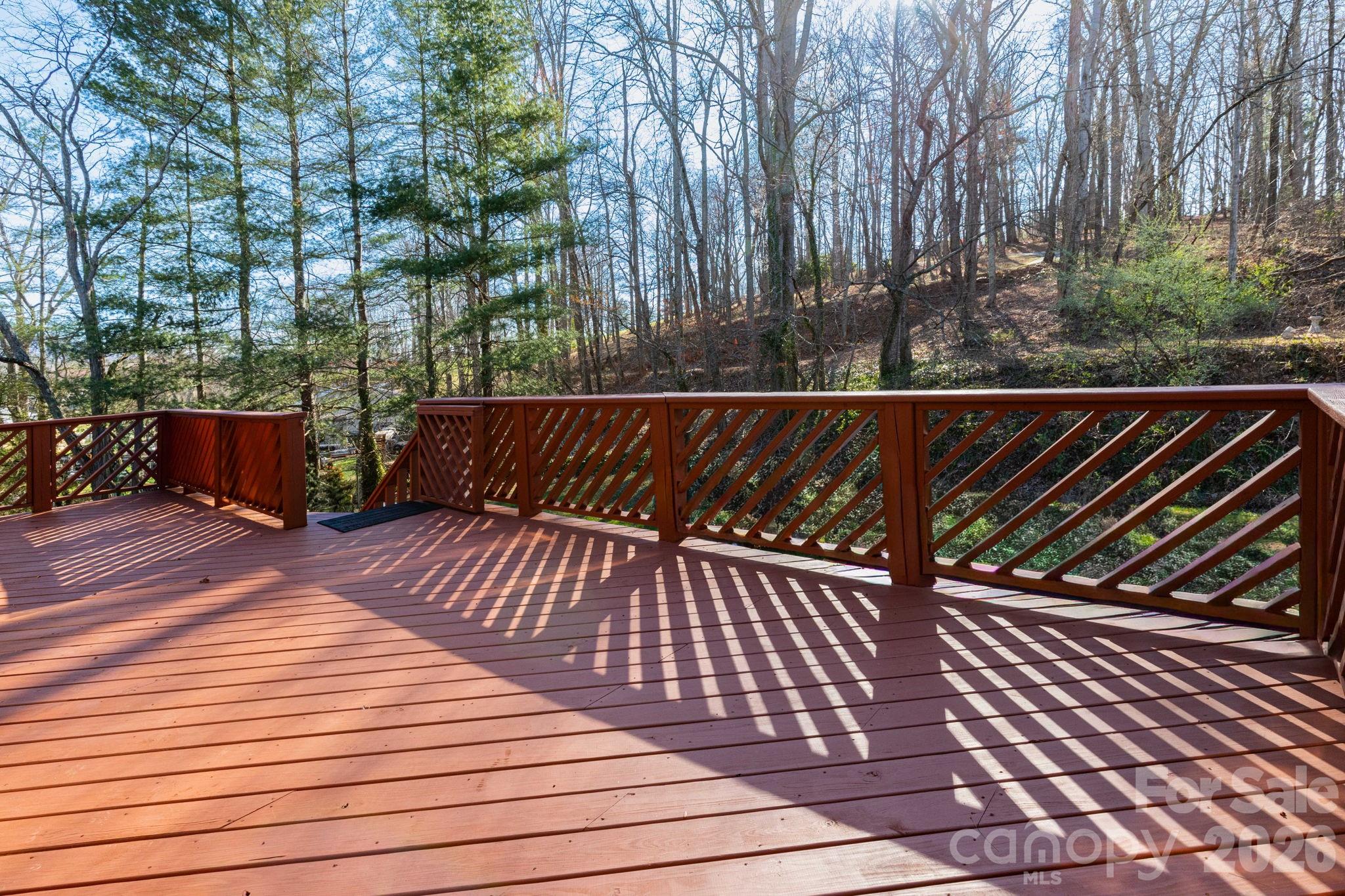 586 Justice Ridge Road Candler NC 28715