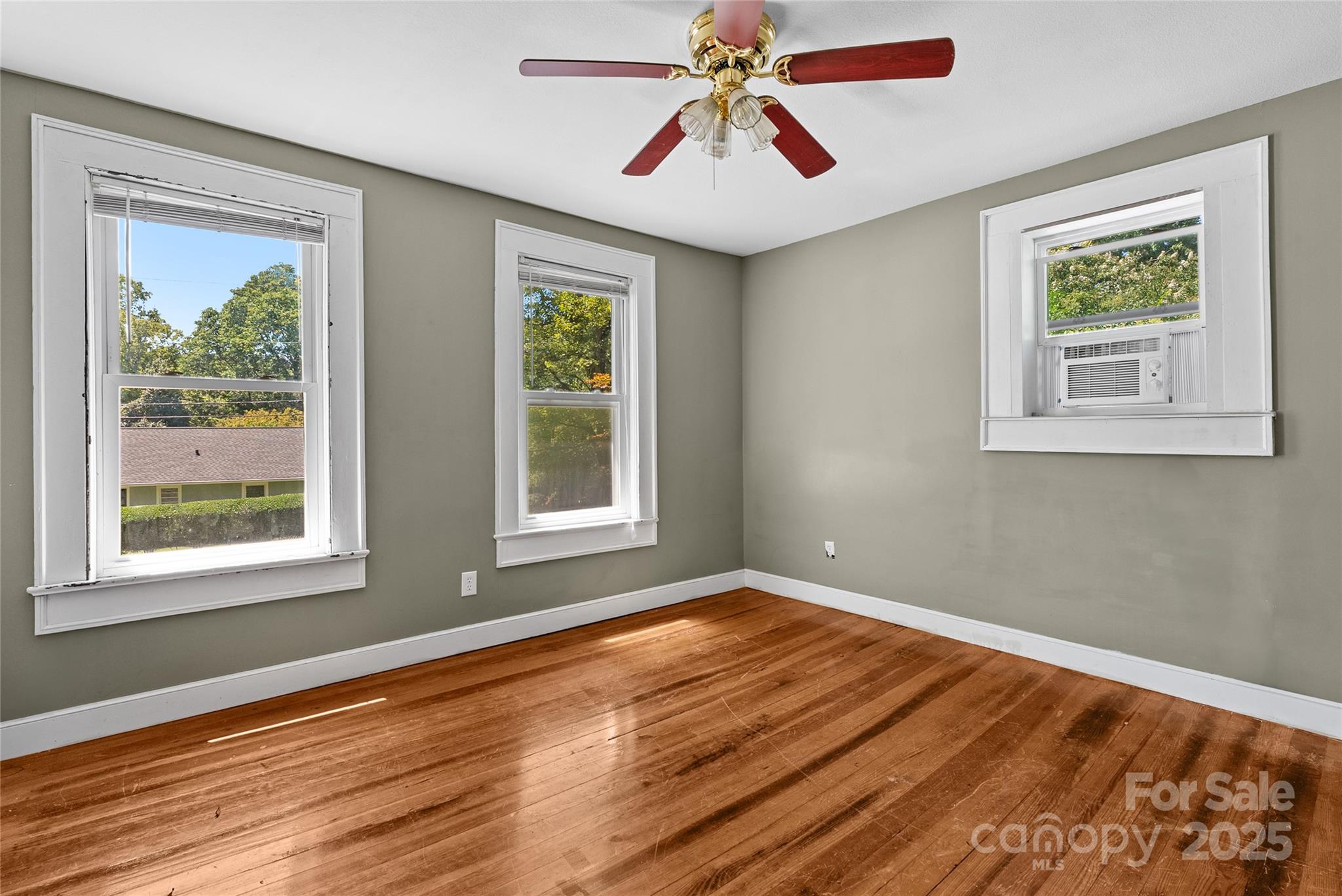 80 Laurel Avenue Tryon NC 28782
