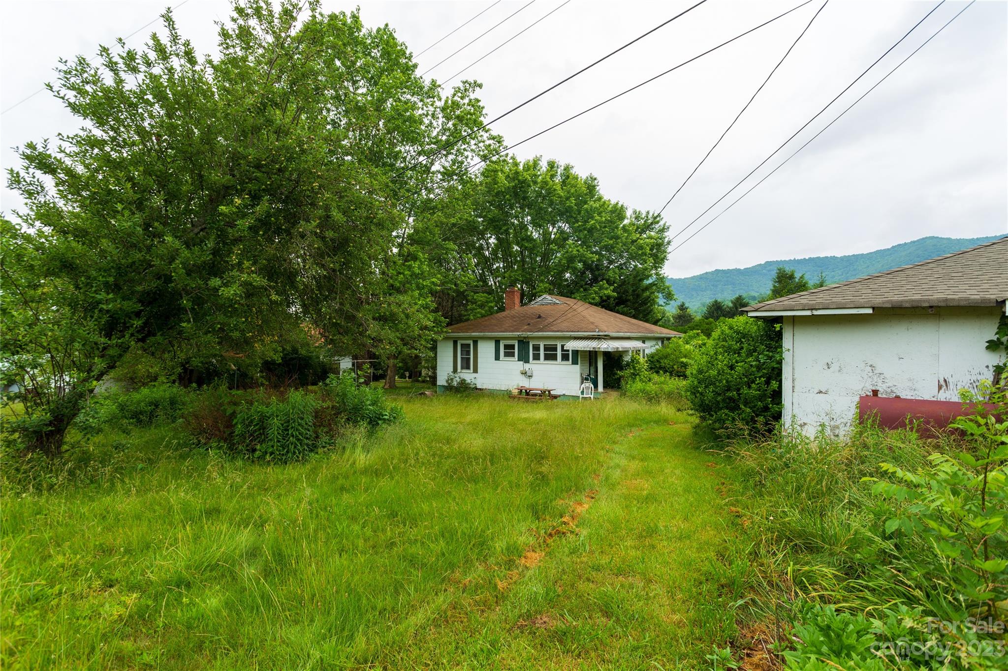 108 Young Street Swannanoa NC 28778