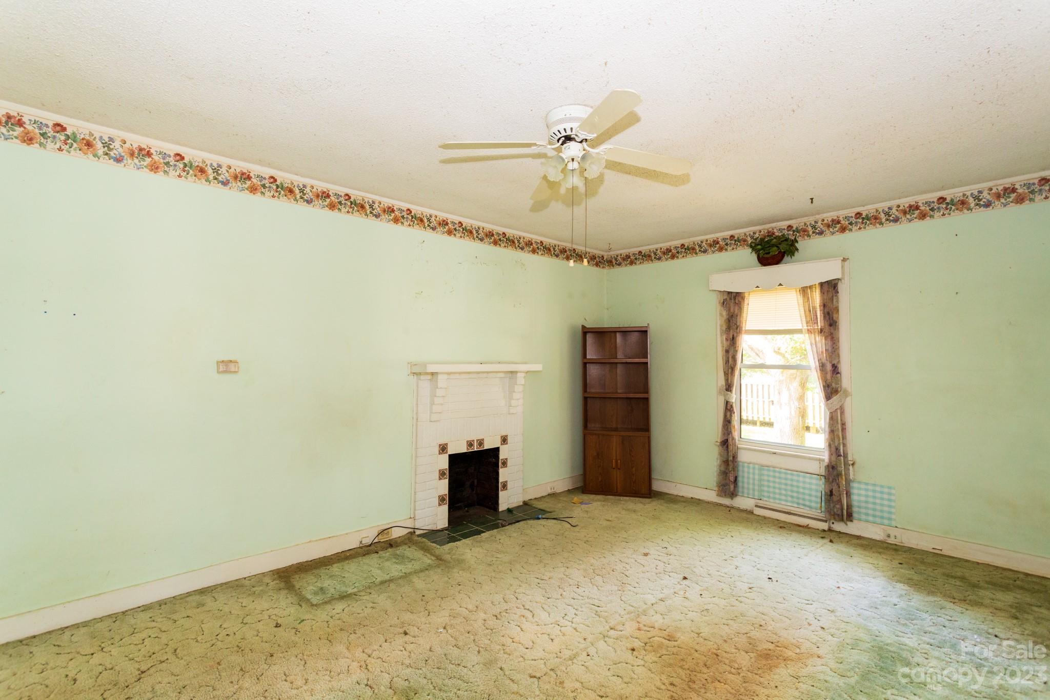 108 Young Street Swannanoa NC 28778