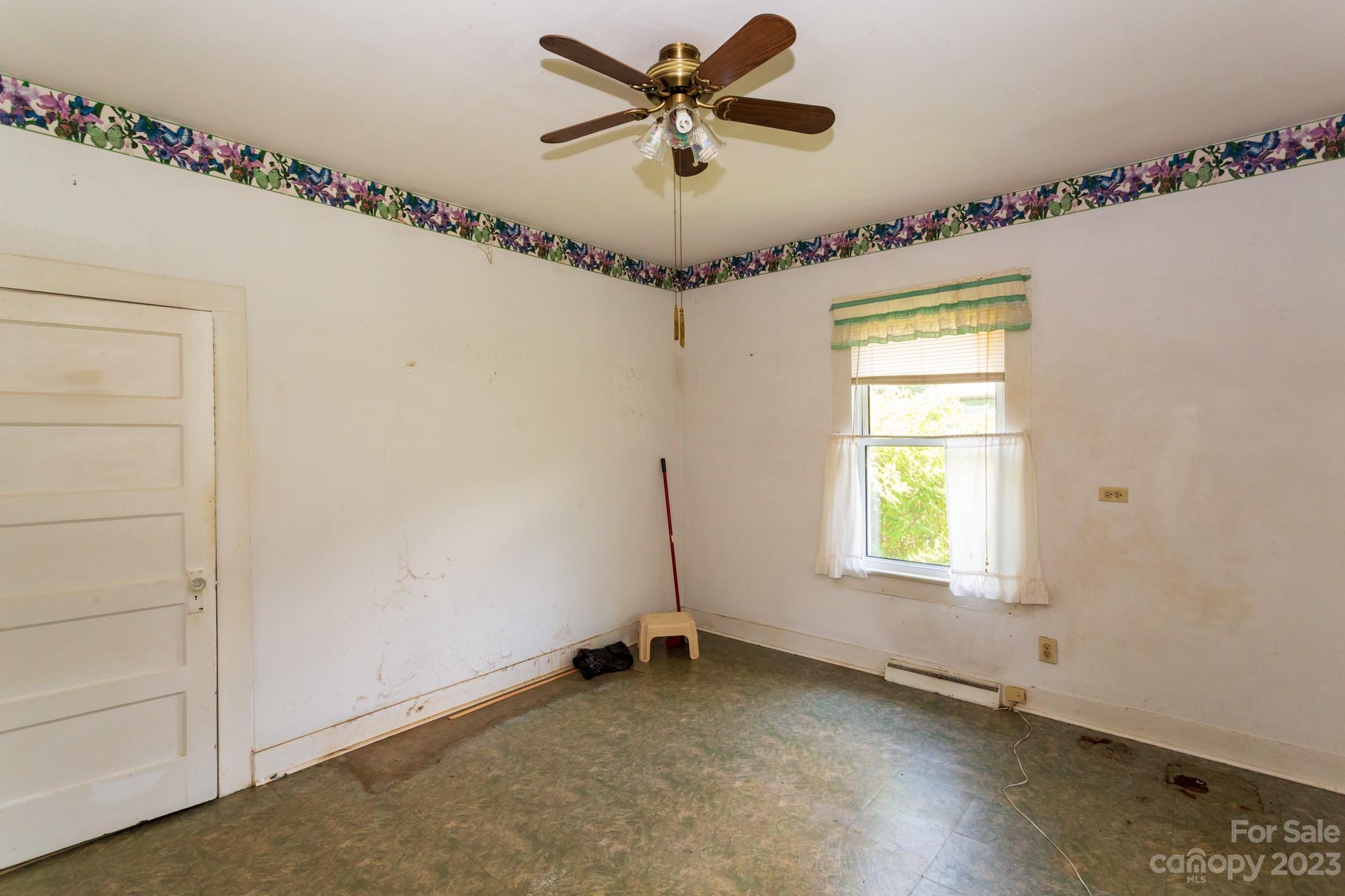 108 Young Street Swannanoa NC 28778