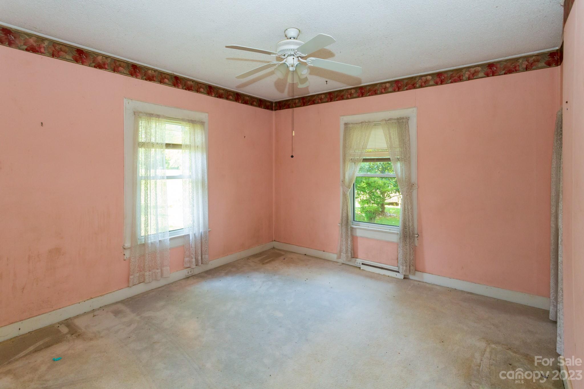 108 Young Street Swannanoa NC 28778
