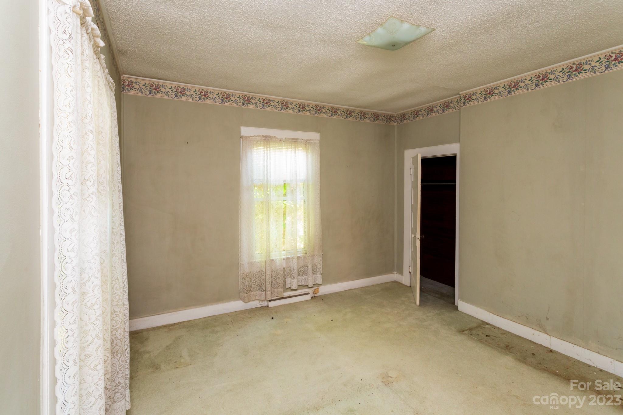 108 Young Street Swannanoa NC 28778
