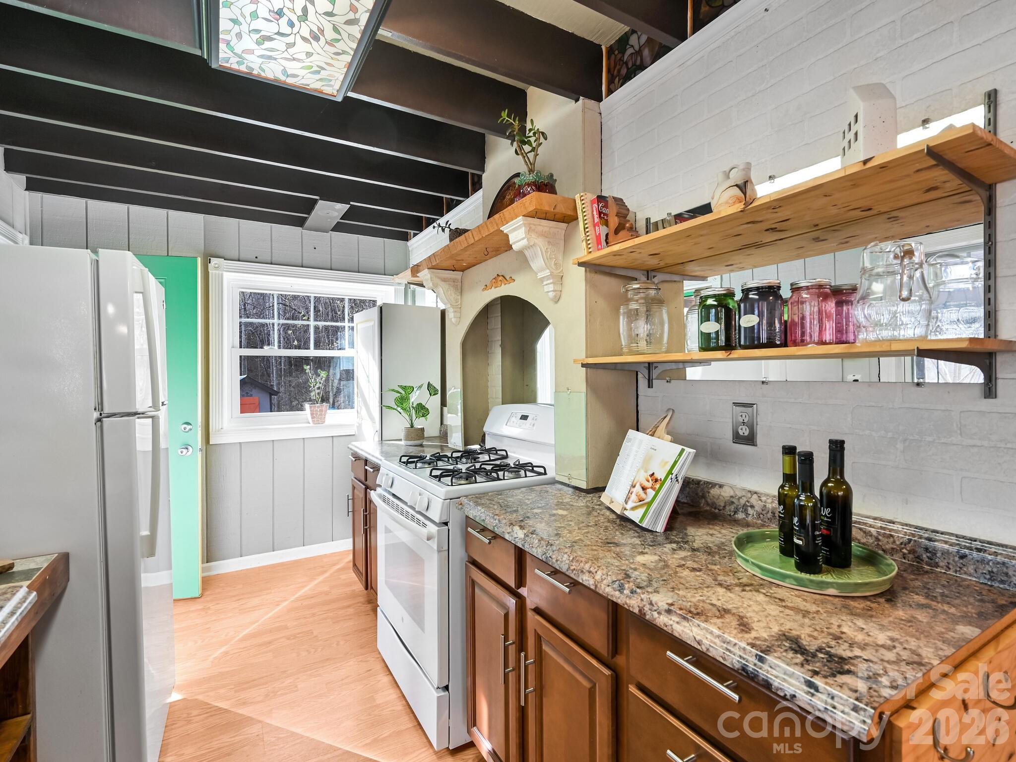 90 Davidson Gap Road Leicester NC 28748
