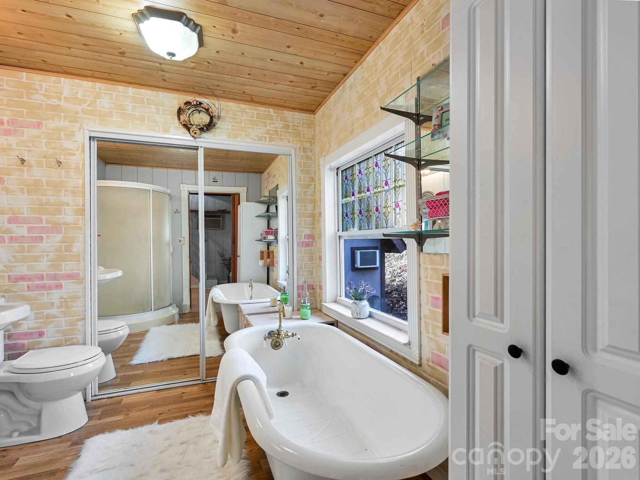 90 Davidson Gap Road Leicester NC 28748