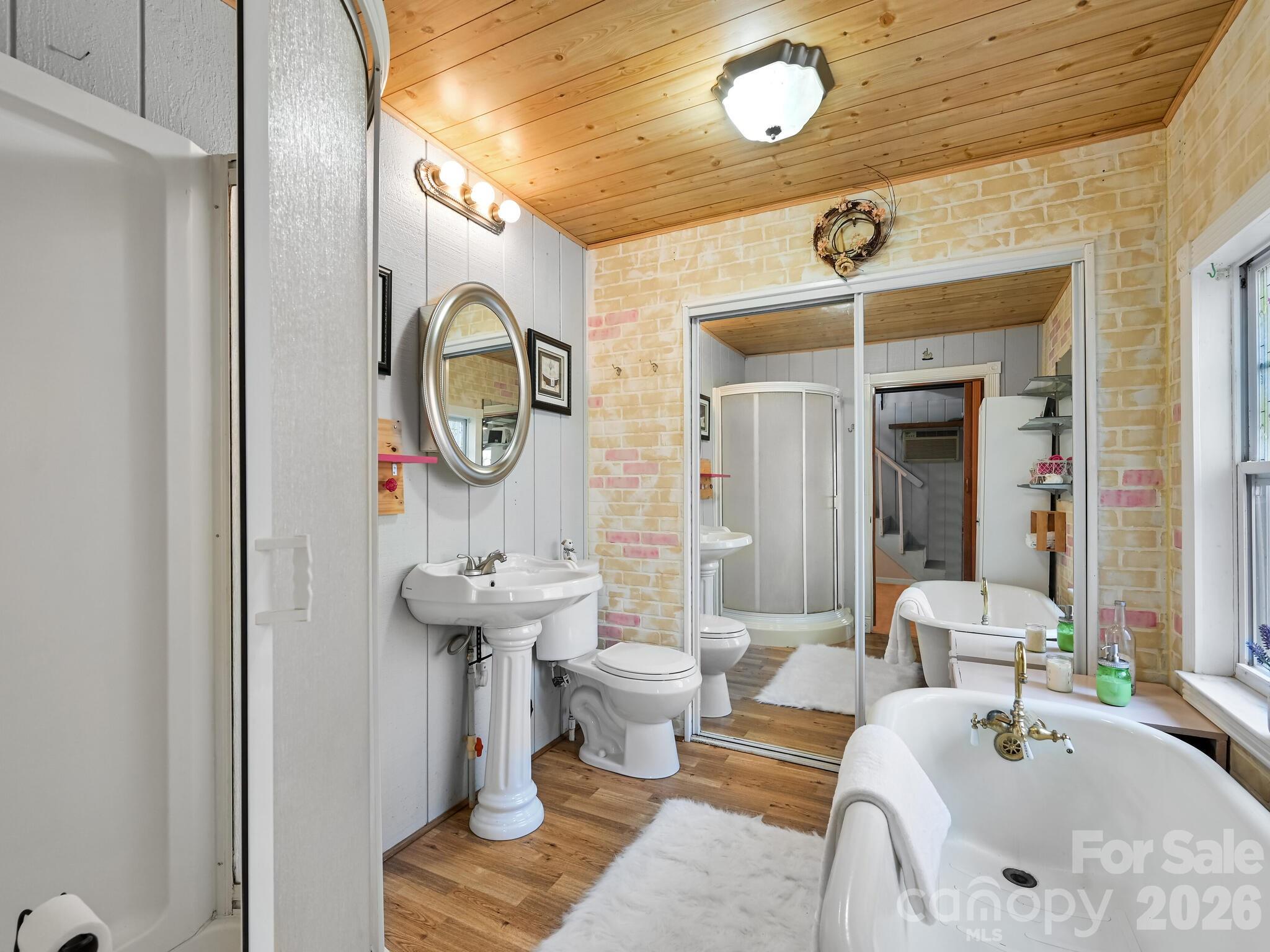 90 Davidson Gap Road Leicester NC 28748