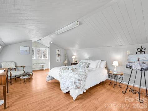 90 Davidson Gap Road Leicester NC 28748
