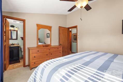 228 Snowshoe Loop Newland NC 28657