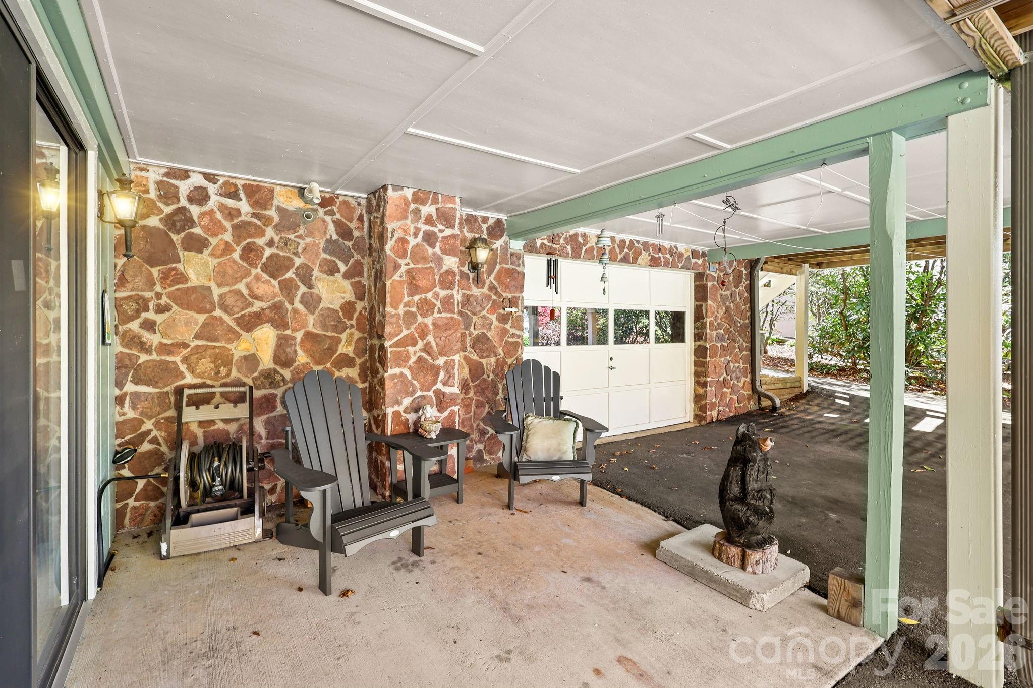 228 Snowshoe Loop Newland NC 28657