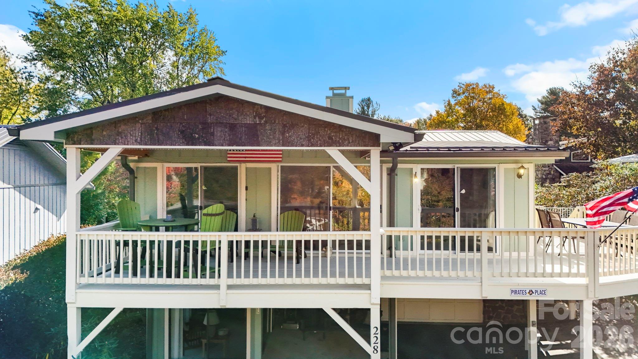 228 Snowshoe Loop Newland NC 28657