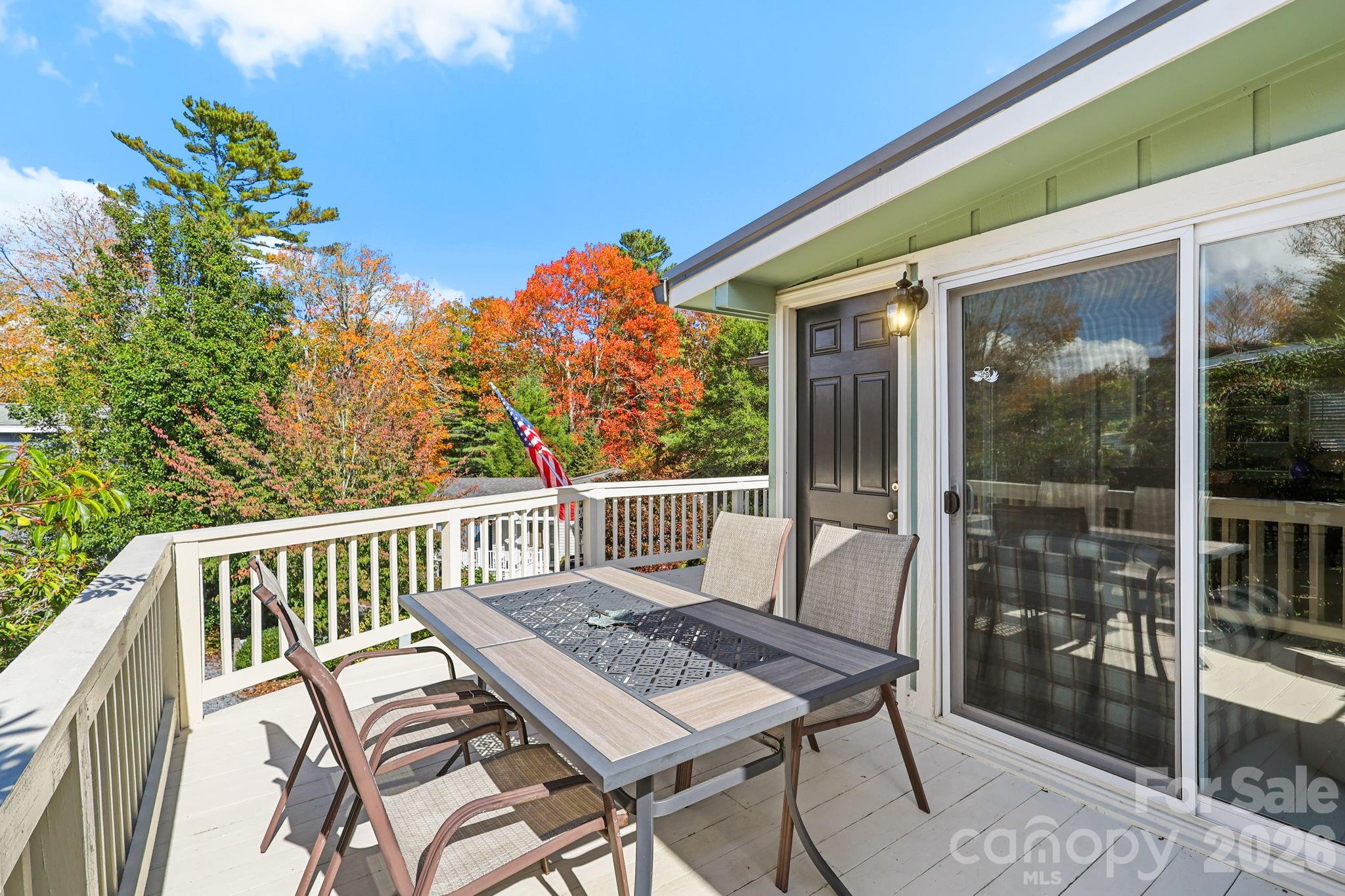 228 Snowshoe Loop Newland NC 28657