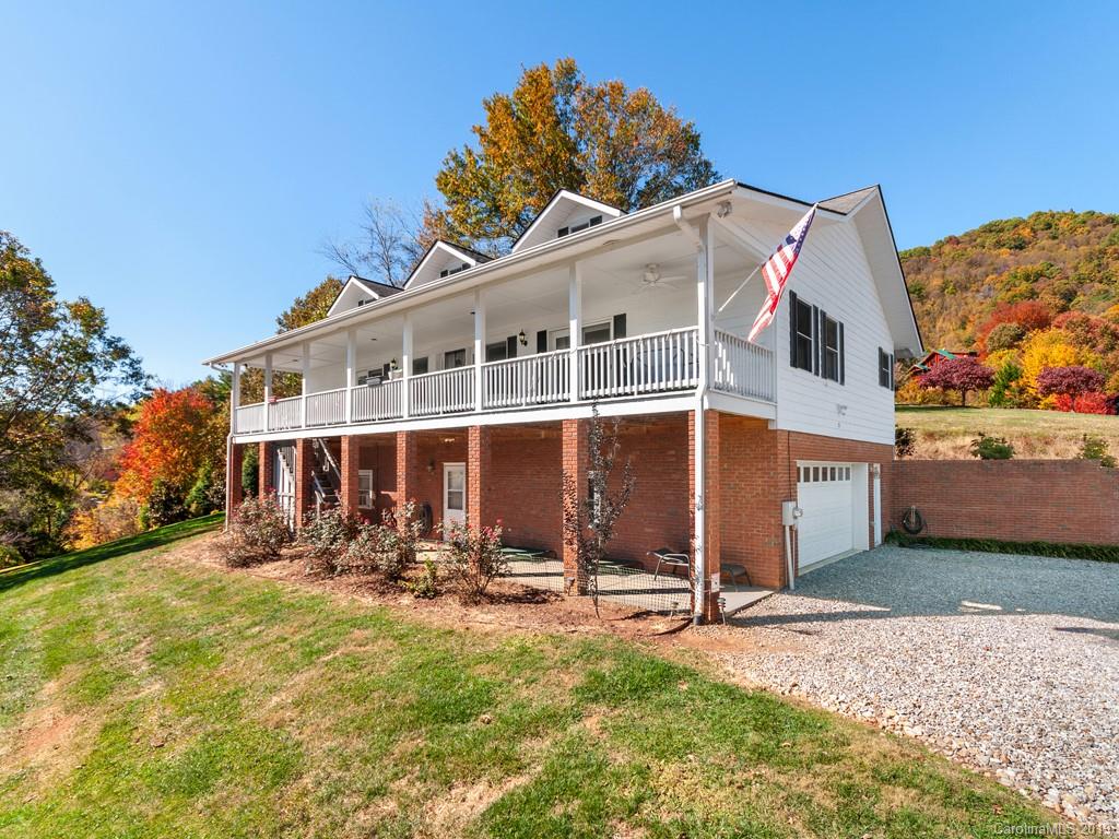 23 Yarrow Road Waynesville NC 28785