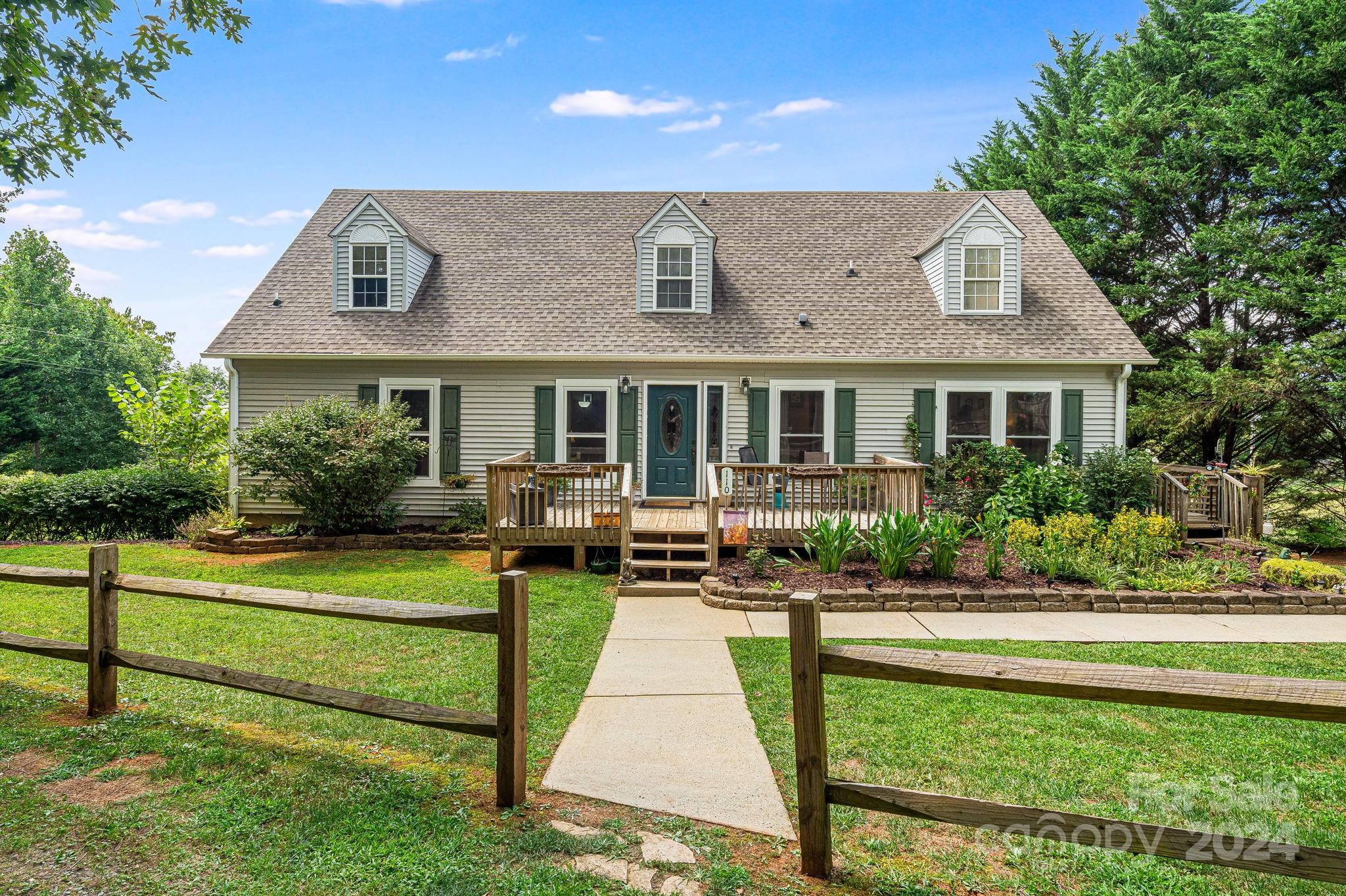 110 Diamond Ridge Marshall NC 28753