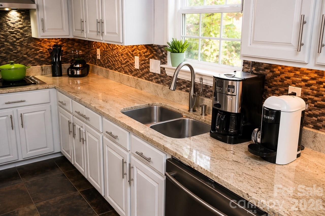 4600 Hanging Ivy Drive Charlotte NC 28215