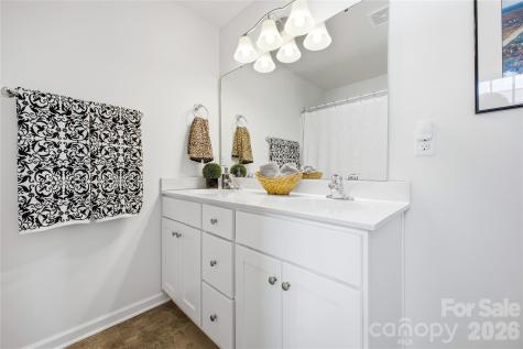 600 Cardwell Lane Fletcher NC 28732