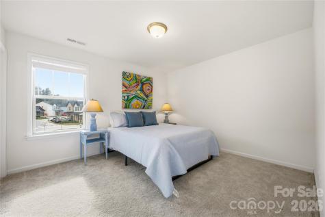 600 Cardwell Lane Fletcher NC 28732