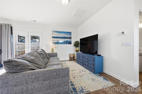 600 Cardwell Lane Fletcher NC 28732