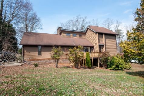 512 Forest Lane Yadkinville NC 27055