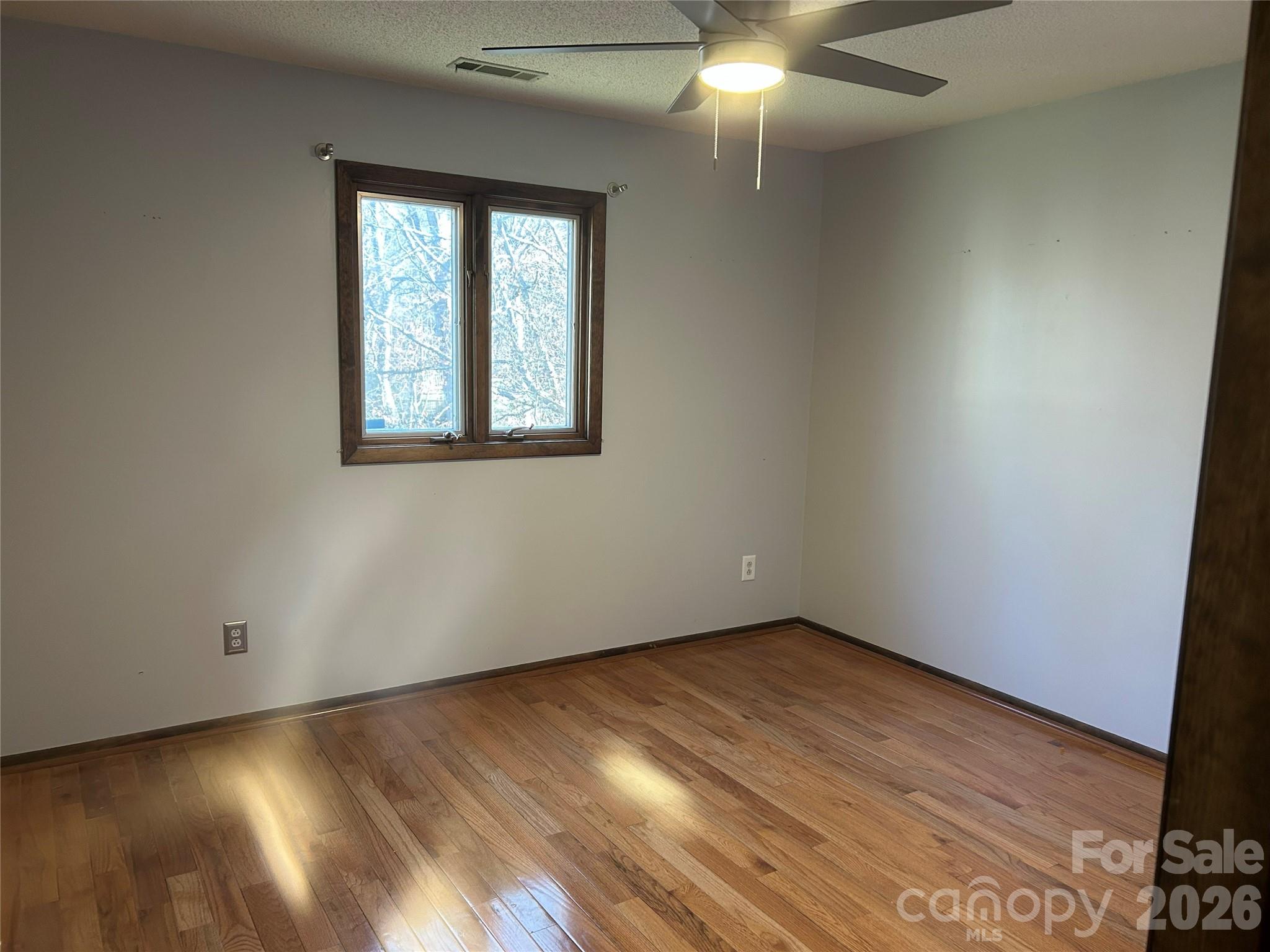 512 Forest Lane Yadkinville NC 27055
