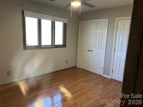 512 Forest Lane Yadkinville NC 27055