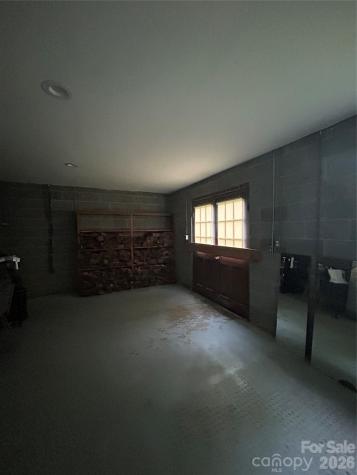 512 Forest Lane Yadkinville NC 27055