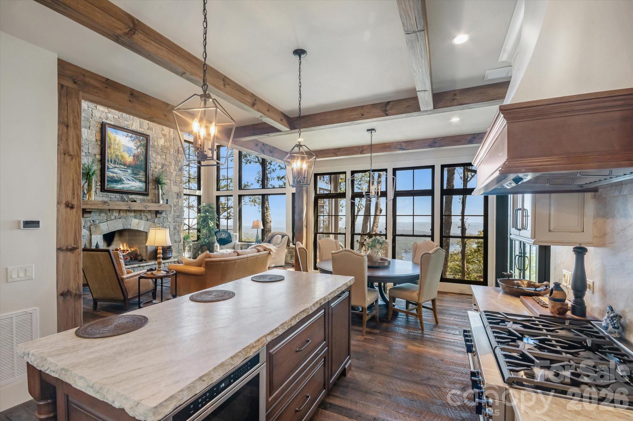 1544 Panthertown Road Lake Toxaway NC 28747