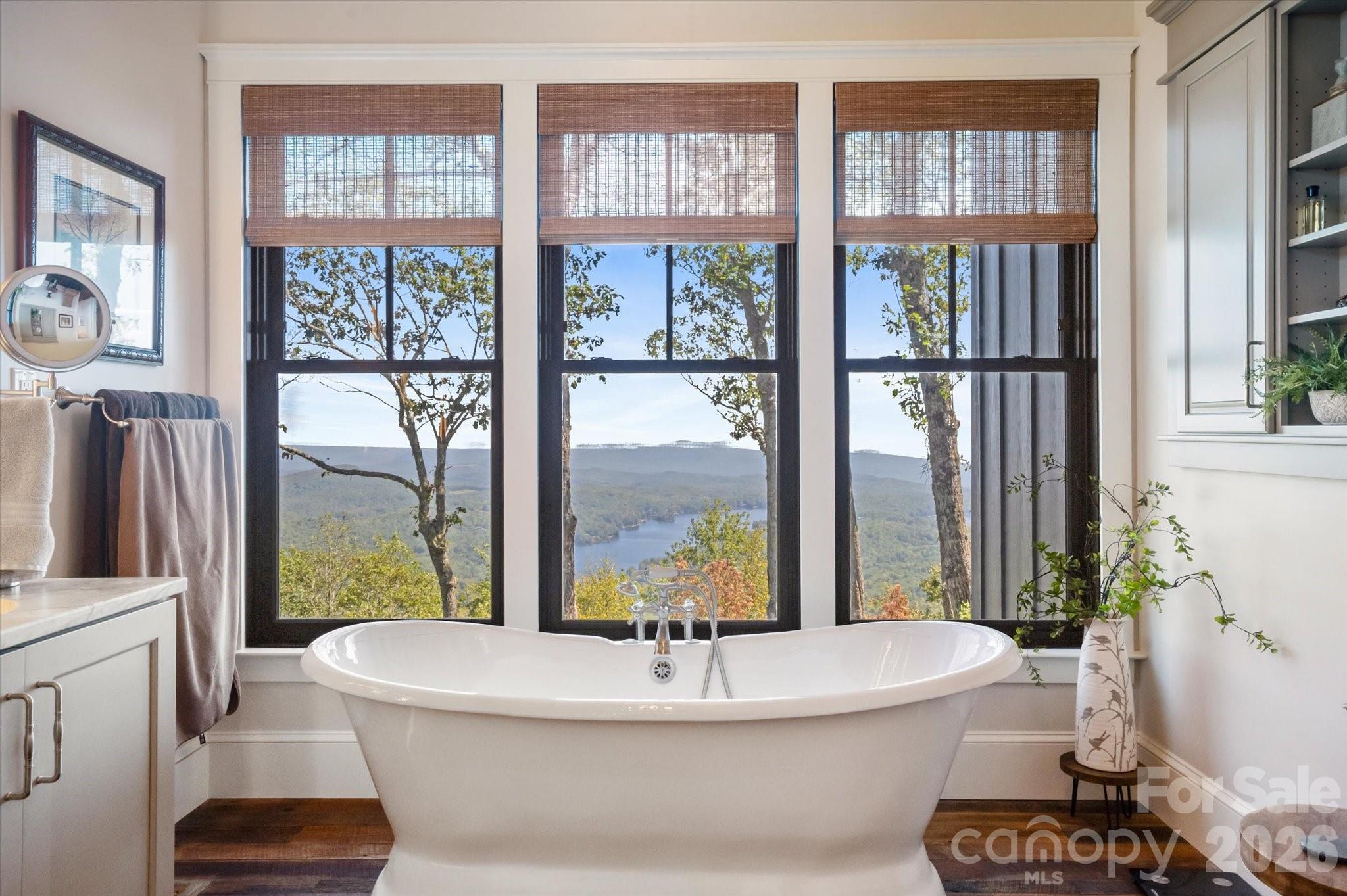 1544 Panthertown Road Lake Toxaway NC 28747