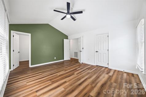 5043 Suwarrow Circle Tega Cay SC 29708