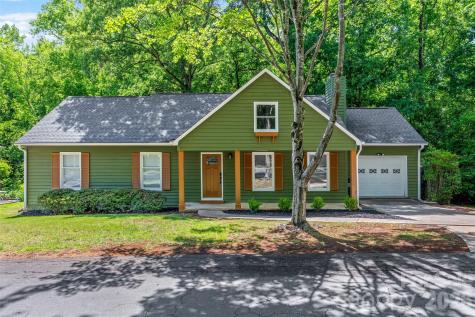 5043 Suwarrow Circle Tega Cay SC 29708