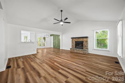 5043 Suwarrow Circle Tega Cay SC 29708