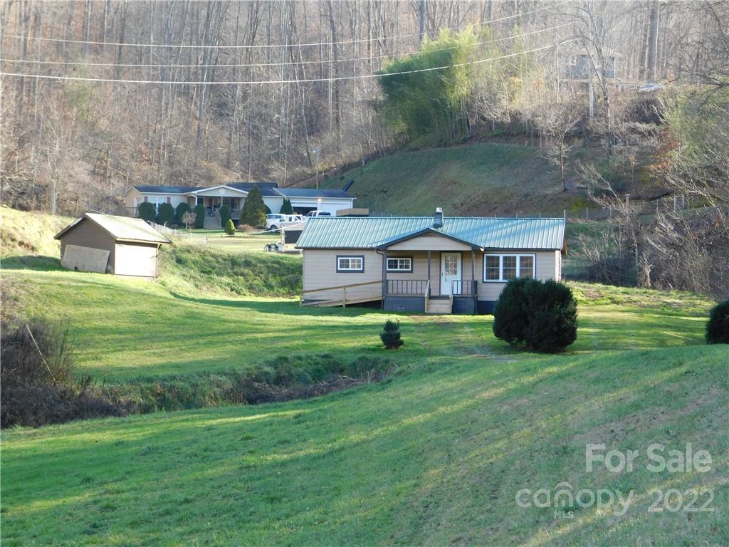 471 Claude Cook Road Sylva NC 28779