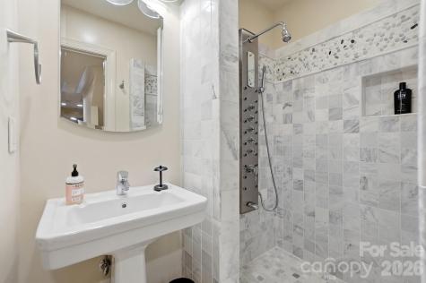 11719 Easthampton Circle Charlotte NC 28277