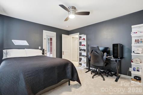 11719 Easthampton Circle Charlotte NC 28277