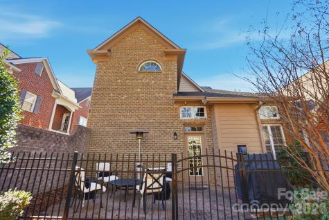 11719 Easthampton Circle Charlotte NC 28277