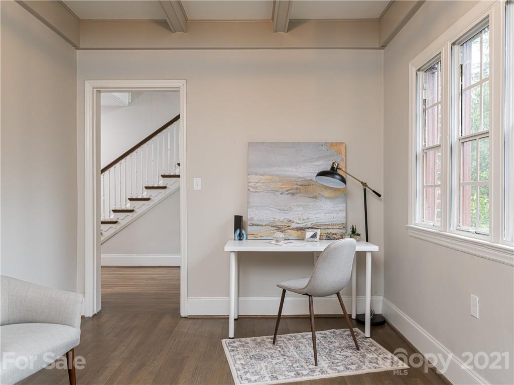 12 Kimberly Avenue Asheville NC 28804