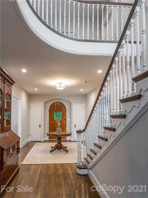 12 Kimberly Avenue Asheville NC 28804