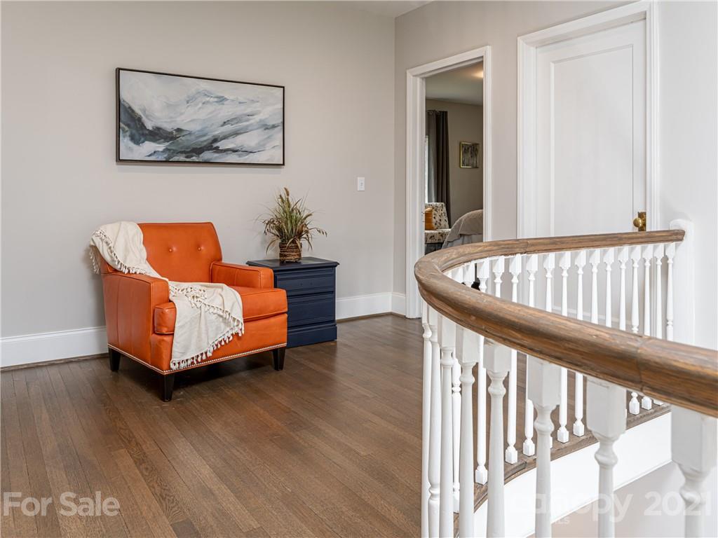 12 Kimberly Avenue Asheville NC 28804