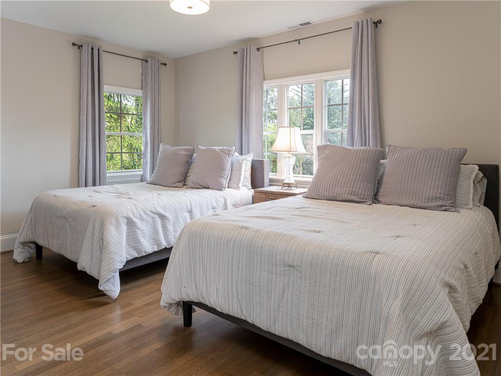 12 Kimberly Avenue Asheville NC 28804