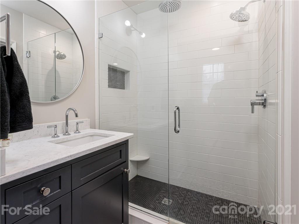 12 Kimberly Avenue Asheville NC 28804